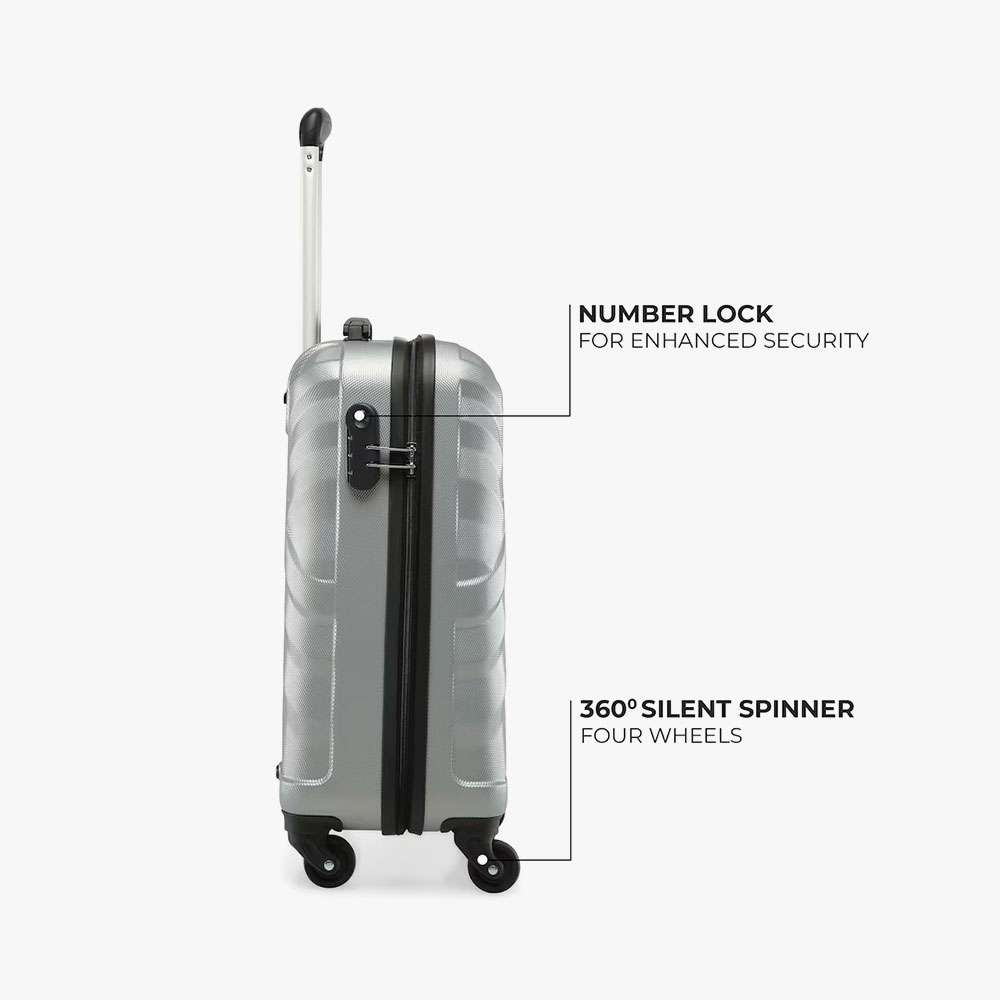 Lightweight Spinner Travel Bag 26"